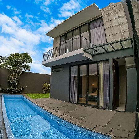 Villa Carmela Batu By Kingspark 8 Luaran gambar